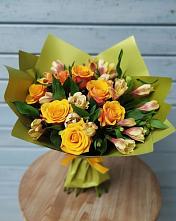 Букет цветов из:  Альстромерии и Розы в Вырице