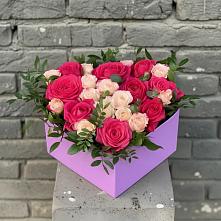 Цветочная композиция из Розы в коробке в Вырице