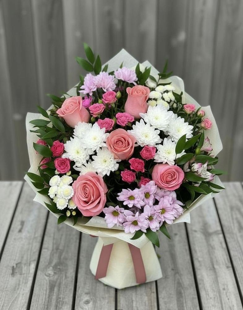 Букет цветов из: Альстромерии, Гвоздики, Розы и Хризантемы в Вырице