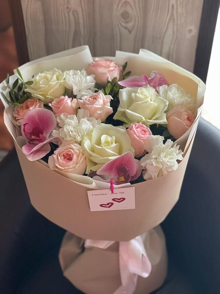 Букет цветов из: Орхидеи, Розы и Гвоздики в Вырице