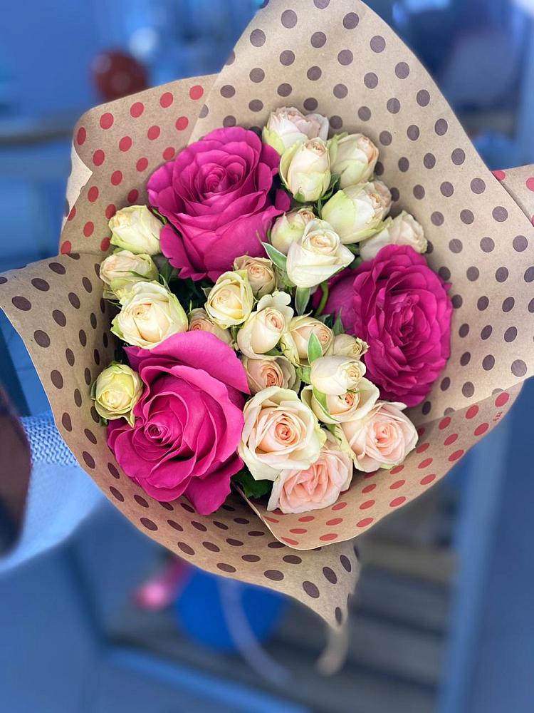 Букет цветов из: Розы в Вырице