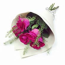 Букет цветов из:  Розы в Вырице