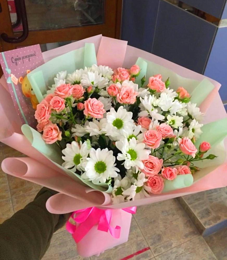 Букет цветов из: Розы и Хризантемы в Вырице