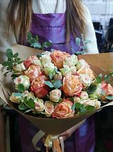 Букет цветов из:  Альстромерии и Розы #REPLACE_PRED# Вырице