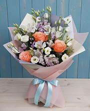 Букет цветов из:  Лизиантусы, Розы, Альстромерии и Гипсофила #REPLACE_PRED# Вырице