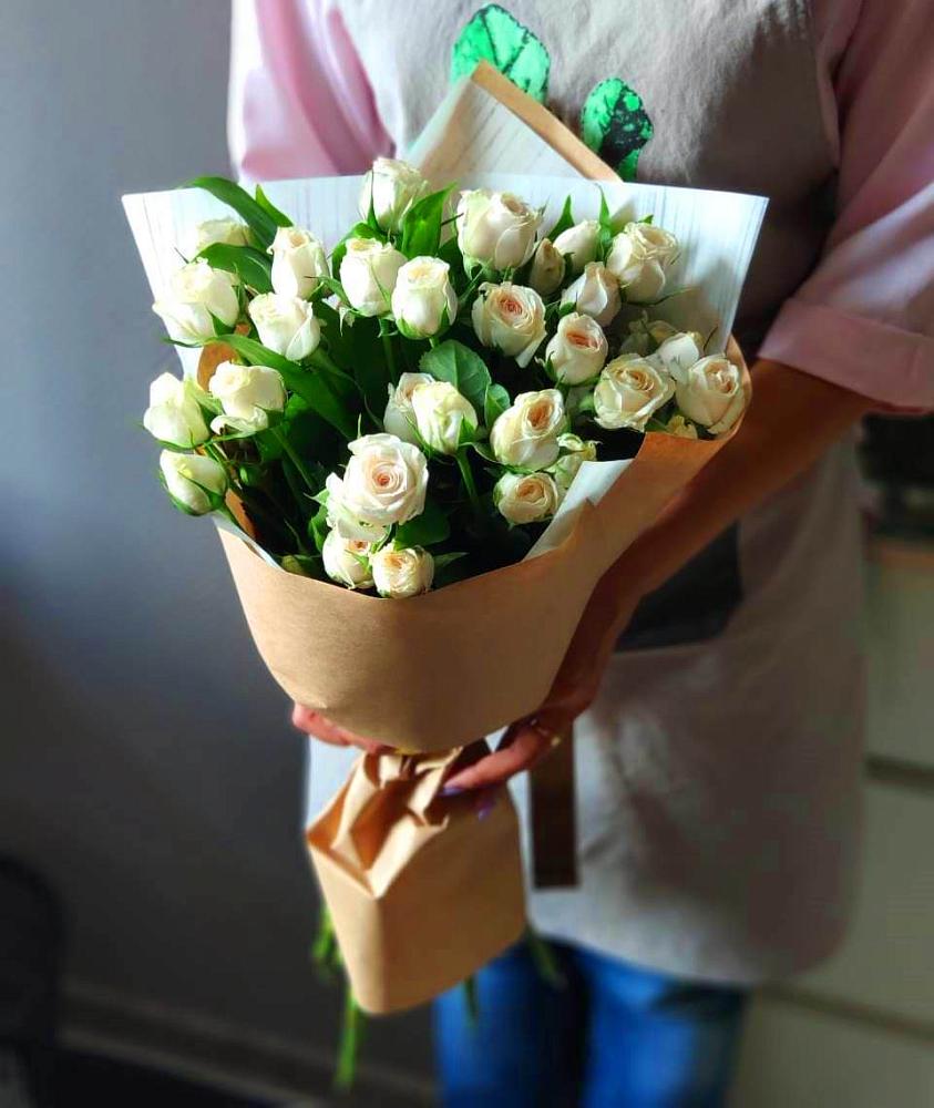 Букет цветов из: Розы в Вырице
