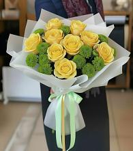 Букет цветов из:  Хризантемы и Розы в Вырице