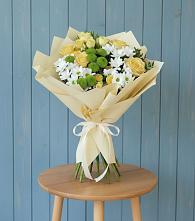 Букет цветов из:  Хризантемы и Розы в Вырице