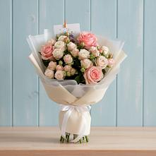 Букет цветов из:  Розы в Вырице