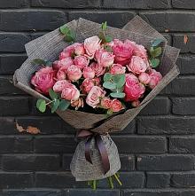 Букет цветов из:  Розы в Вырице